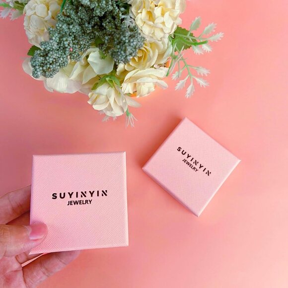 Silvery Metal CZ Flower Stud Earrings for Women, Mini Floral, Screw Back, Gift B - Picture 5 of 6